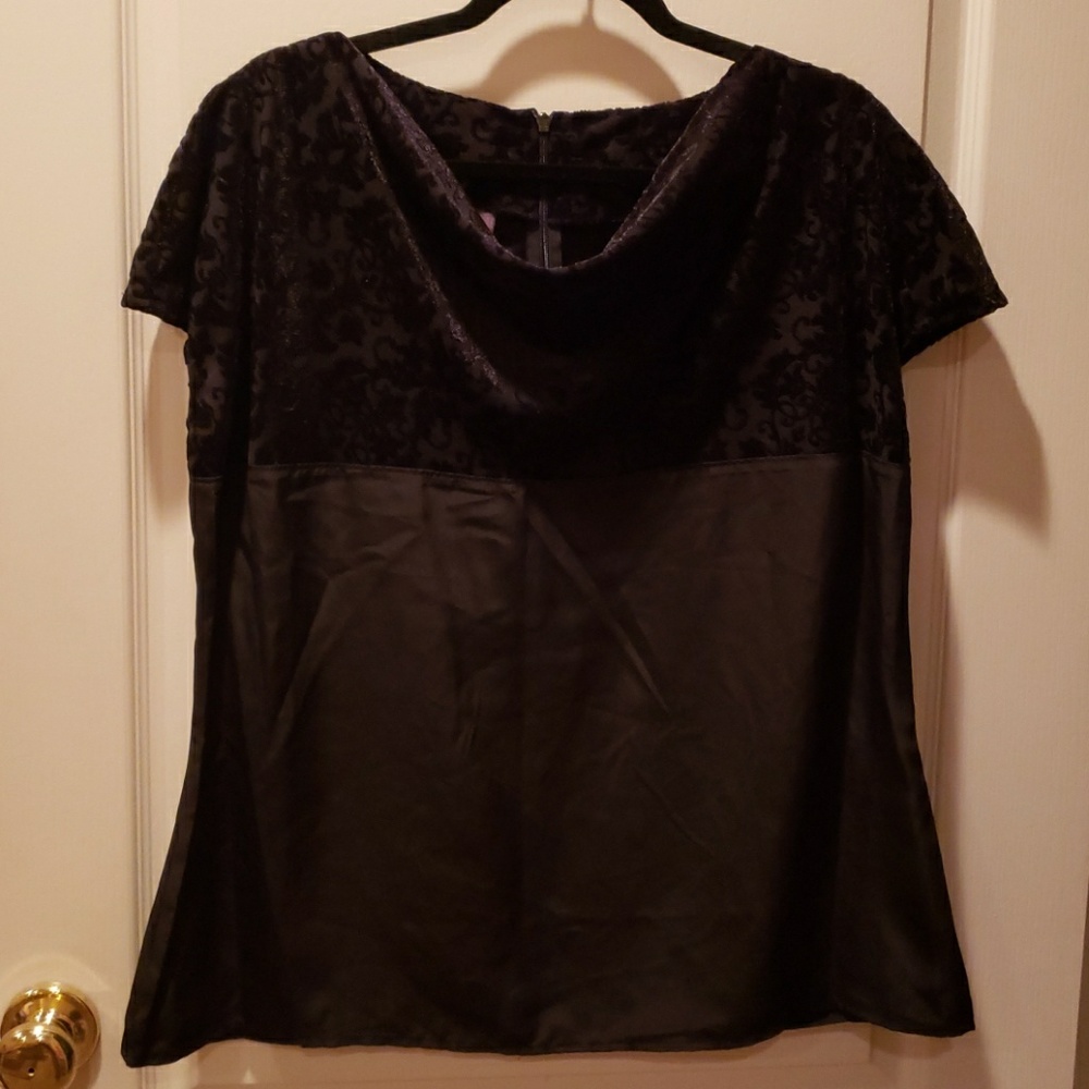 3/$20 Covington top